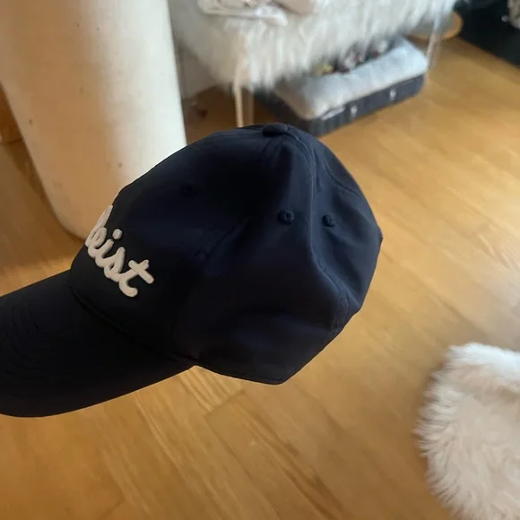 Titlest Hat! - Picture 3 of 5